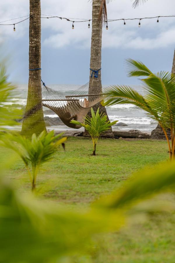 Salvatierra Beachfront Hotel Puerto Coyote Экстерьер фото