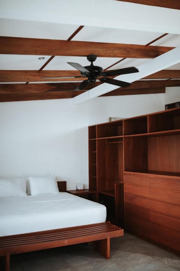 Salvatierra Beachfront Hotel Puerto Coyote Экстерьер фото
