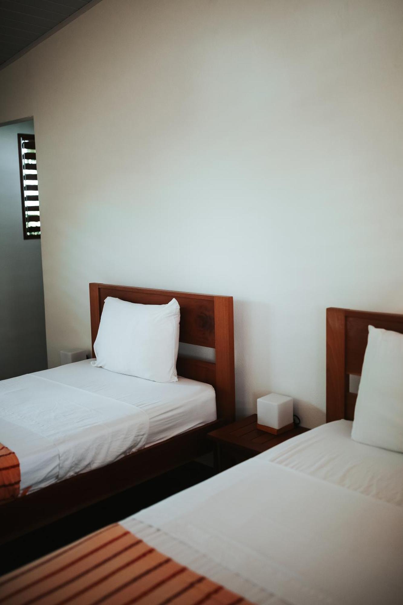 Salvatierra Beachfront Hotel Puerto Coyote Номер фото