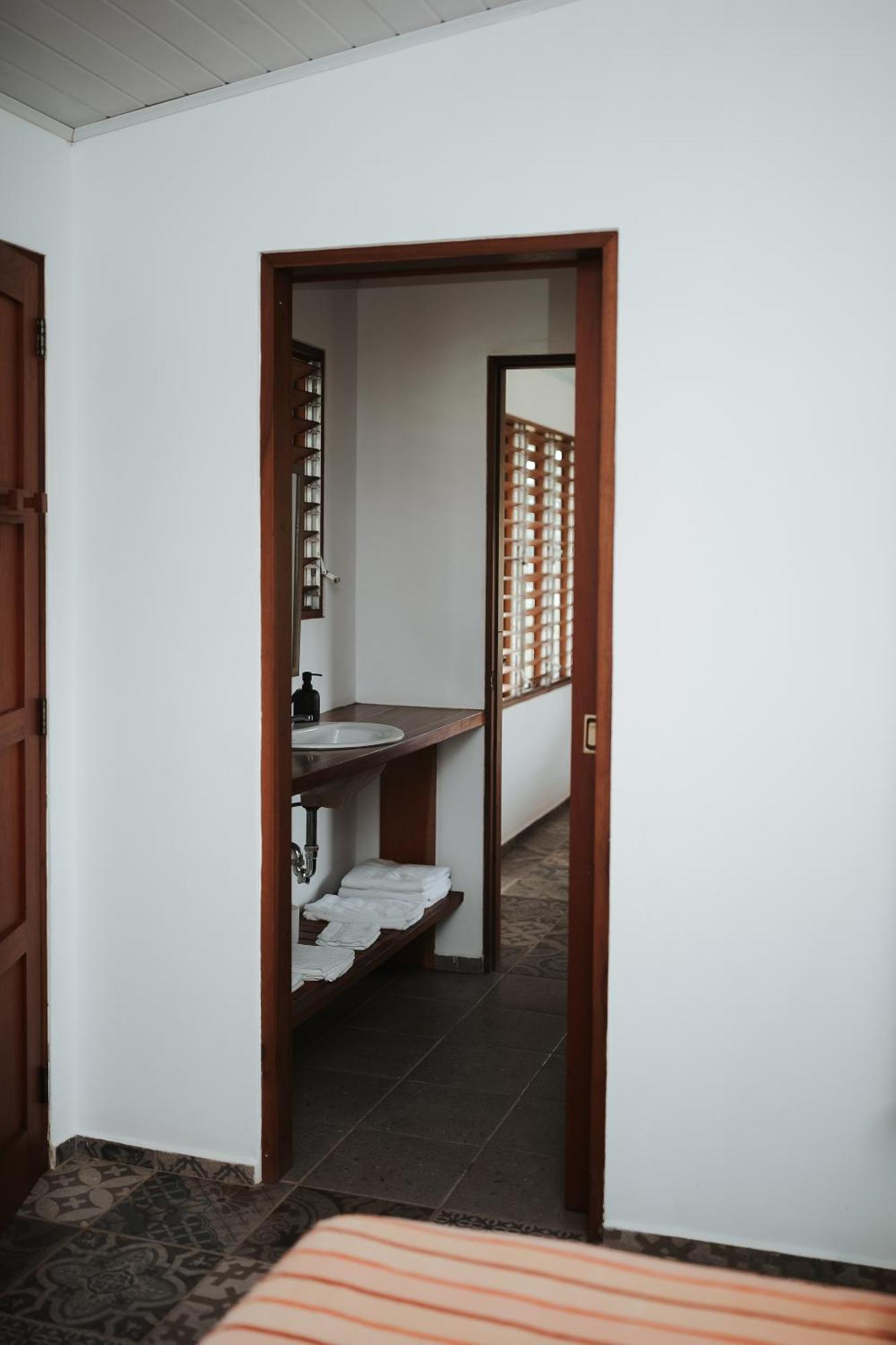Salvatierra Beachfront Hotel Puerto Coyote Номер фото